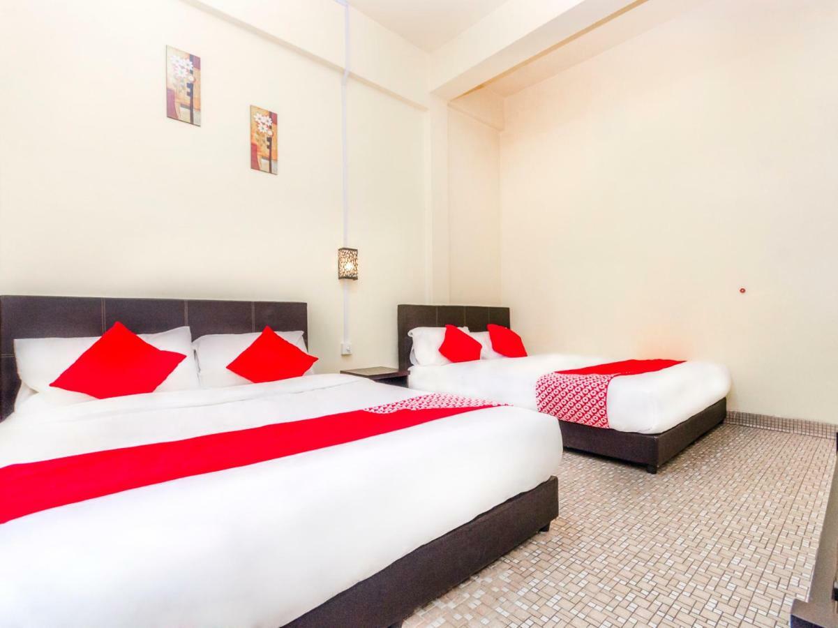 OYO 703 Myra Hotel Mersing Exterior foto