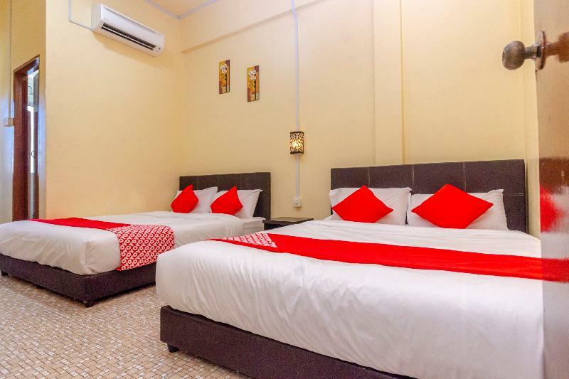 OYO 703 Myra Hotel Mersing Exterior foto