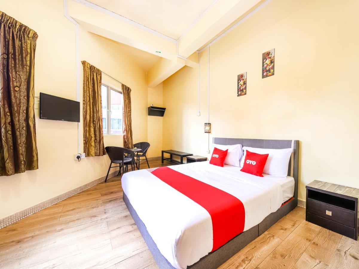 OYO 703 Myra Hotel Mersing Exterior foto